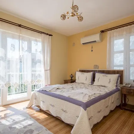 Mor Salkim Konagi Penzion 2*