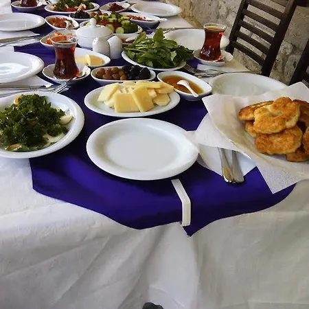 Mor Salkim Konagi Penzion Alaçatı